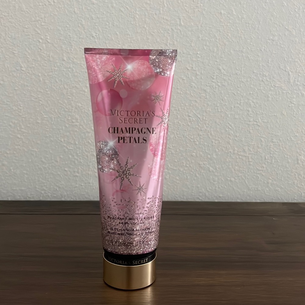 Victoria’s Secret Champagne Petals Fragrance Lotion